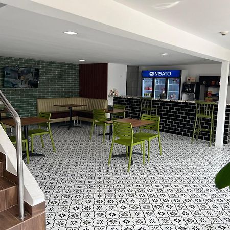 Express Inn Pty Aeropuerto Internacional Panama Tocumen Ngoại thất bức ảnh